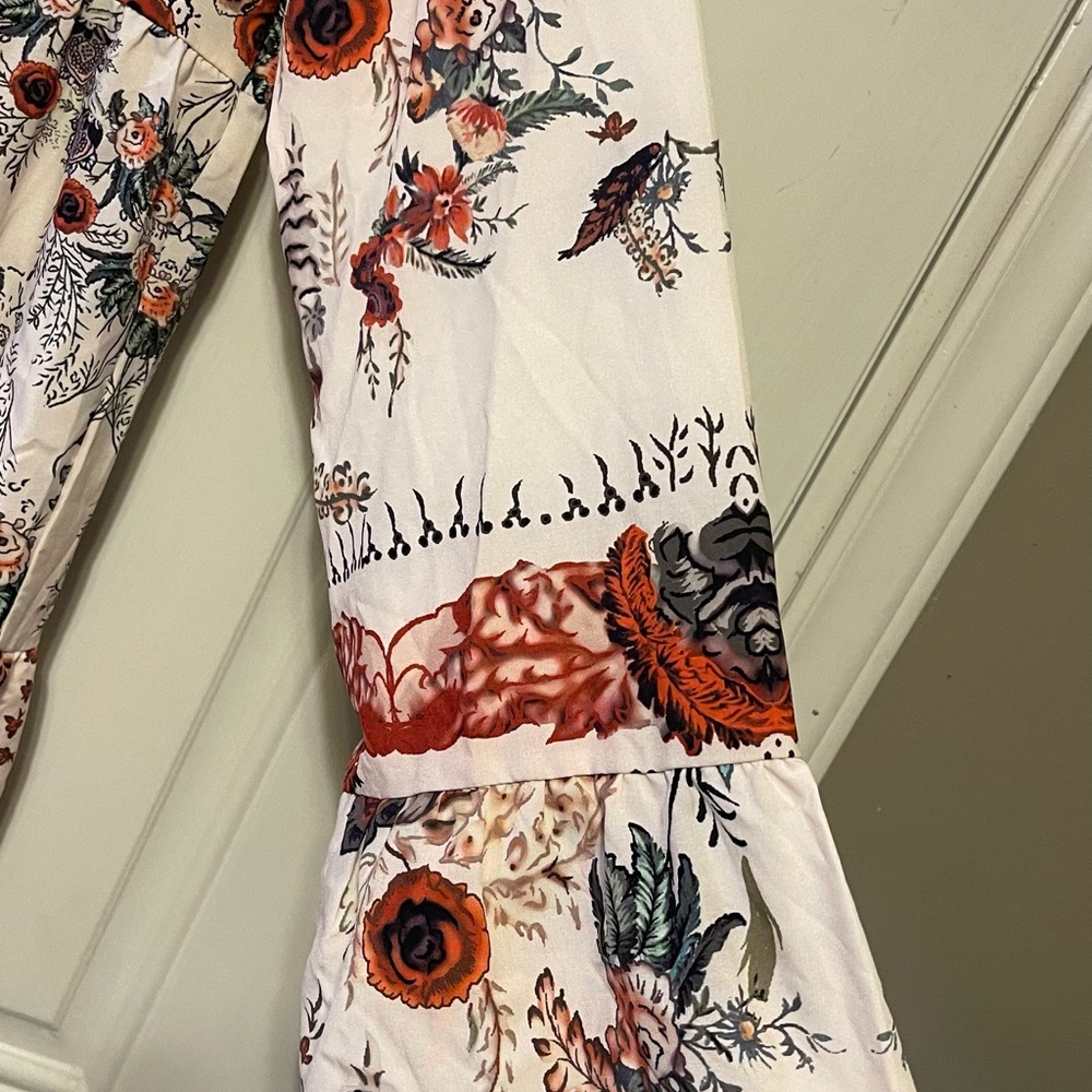 New with tags Boho Bell sleeved tiered dress - Picture 10 of 11